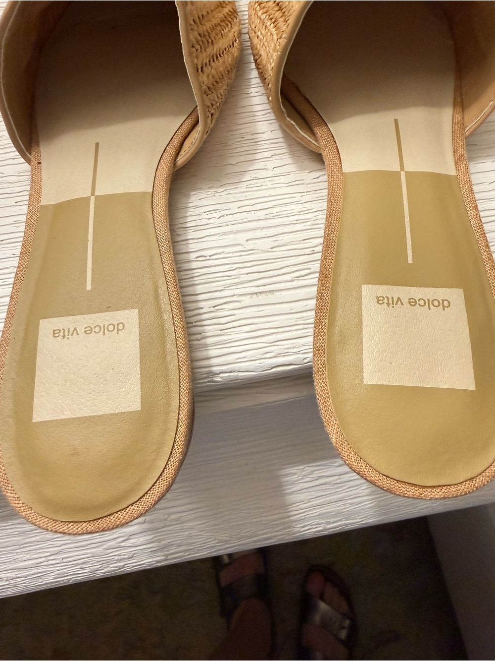 Dolce Vita Tan Woven Pointed Mules - Picture 2 of 5